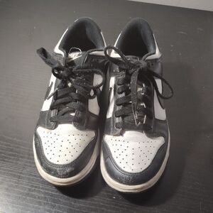 Nike Classic Black and White Athletic Shoes